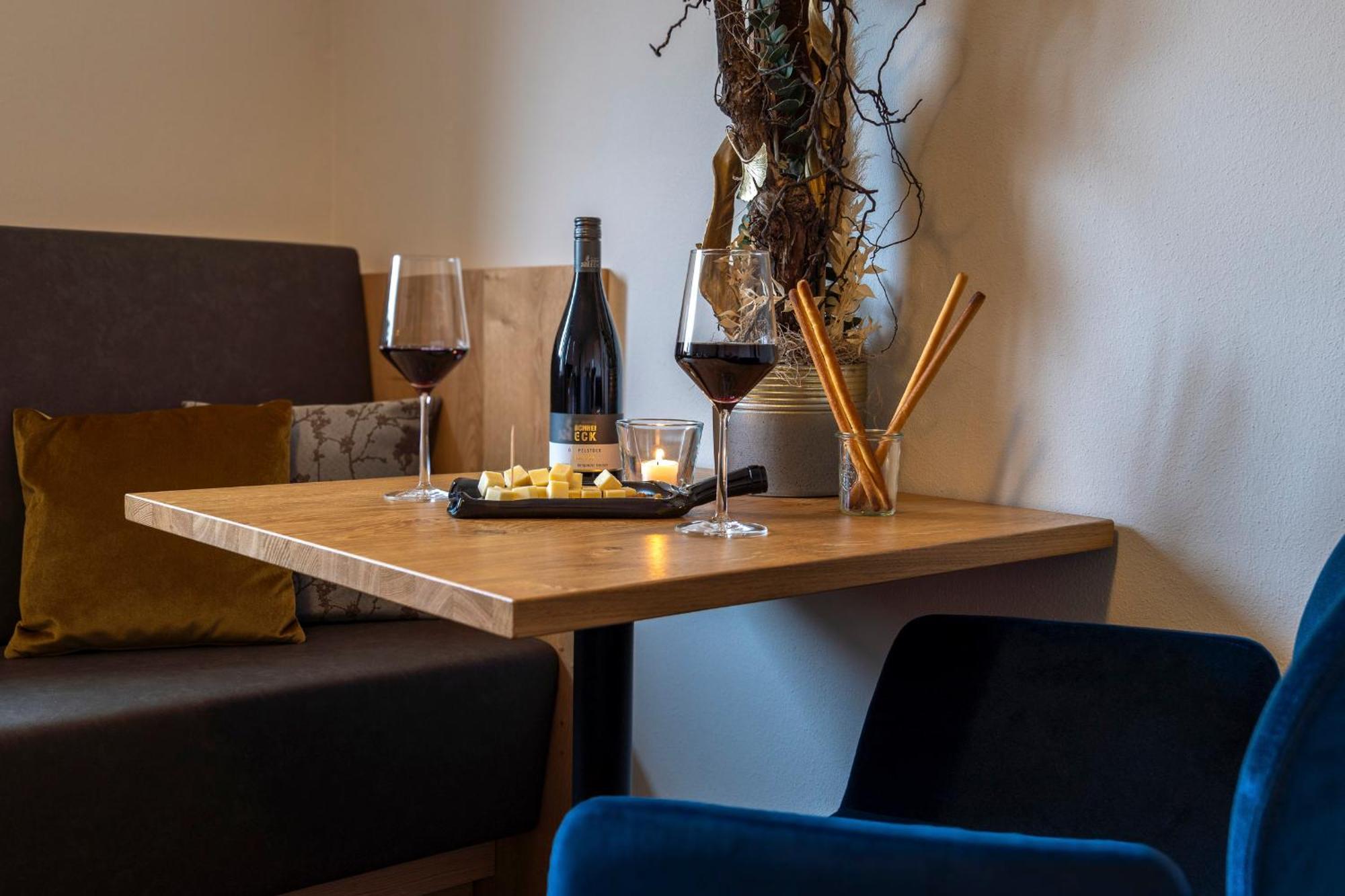 Weingut Schreieck Vinotel & Gutshaus Sankt Martin Kültér fotó